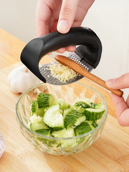 Stainless Steel Garlic Crusher
 Manual Garlic Mincer